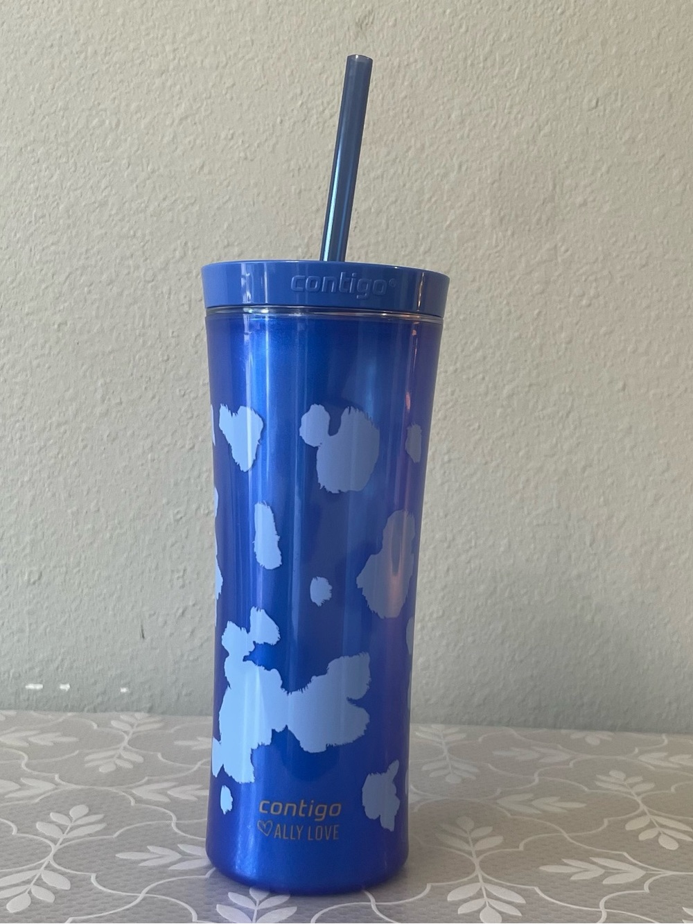 CONTIGO Ally Love Blue Metallic  Tumbler with Light Blue Pattern
NEVER USED